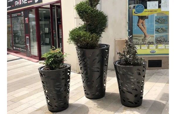 Trop beaux ces vases graphiques à Meaux (77) ! Trop beaux ces vases graphiques à Meaux (77) !