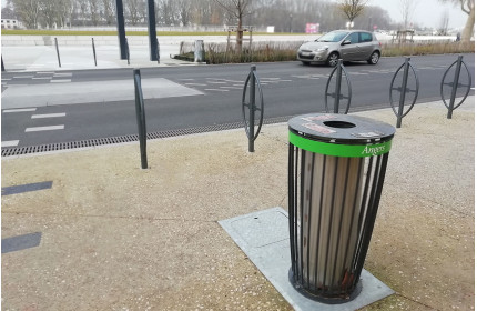 Easy litter bins in Angers (France)